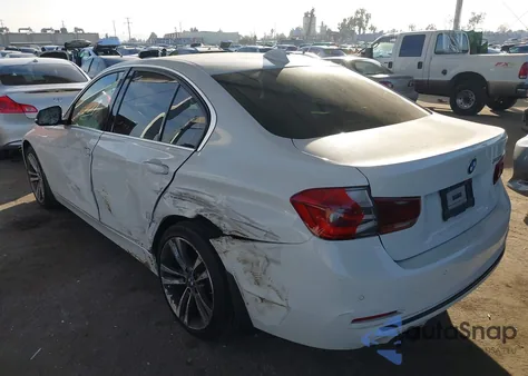 2017 BMW 330I z USA, uszkodzony, nr VIN WBA8B9G33HNU54935